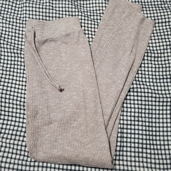 Gymshark Slounge Joggers - Picture 4 of 5